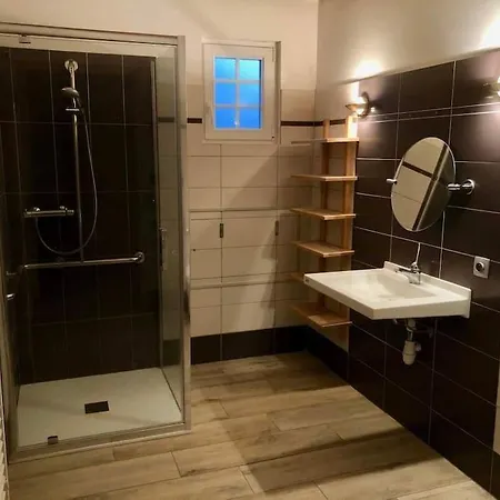 Le Pressoir De Bigard - Chaumiere Normande - 8 Personnes * Campigny (Eure)