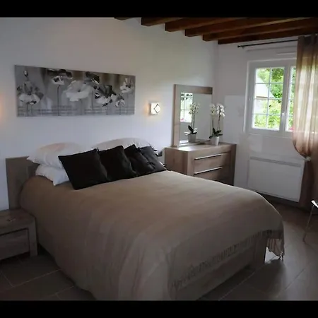 Le Pressoir De Bigard - Chaumiere Normande - 8 Personnes *
